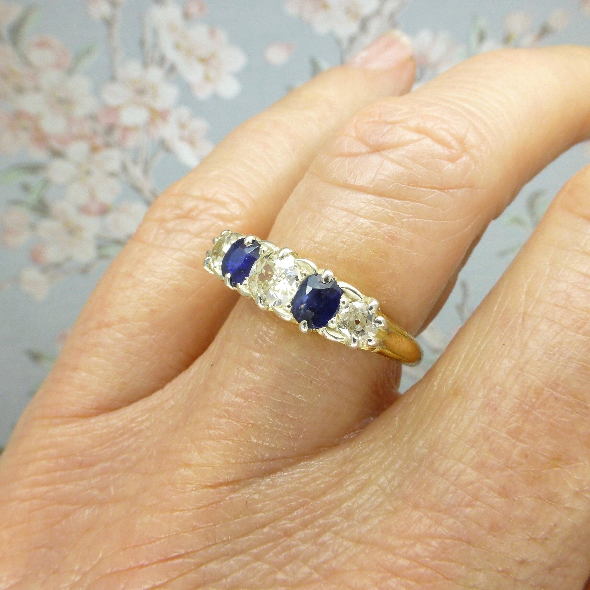 Antique 18ct gold old cut Diamond & Sapphire gypsy style ring c1900's