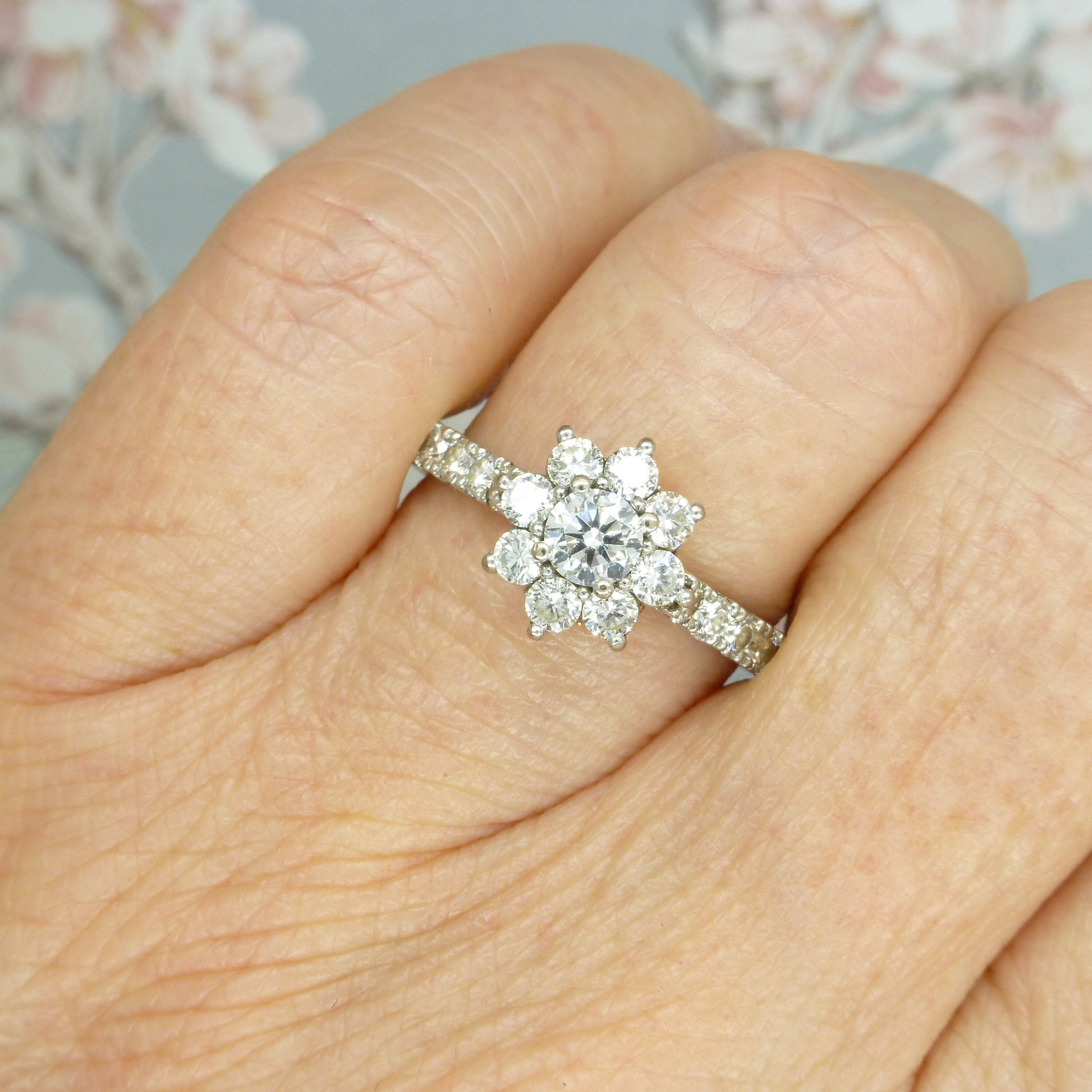 Vintage 18ct white gold diamond flower cluster engagement ring 1.00 tcw