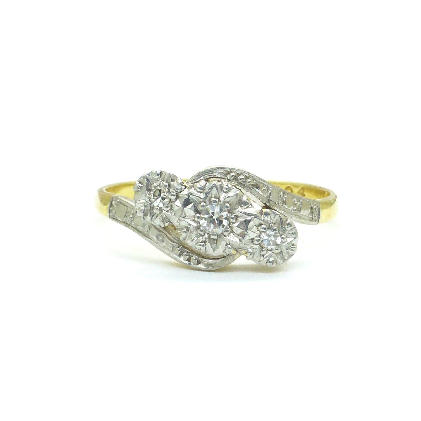 Vintage 18ct platinum diamond trilogy ring c1930's ~ 1950's